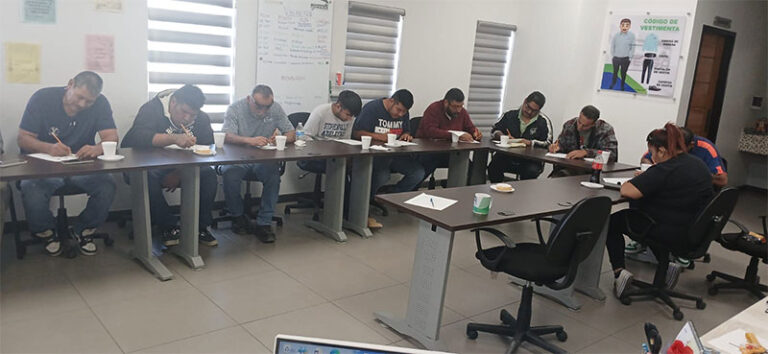 Seguridad Vial ofrece curso de Manejo Defensivo a choferes de la empresa Maeesa