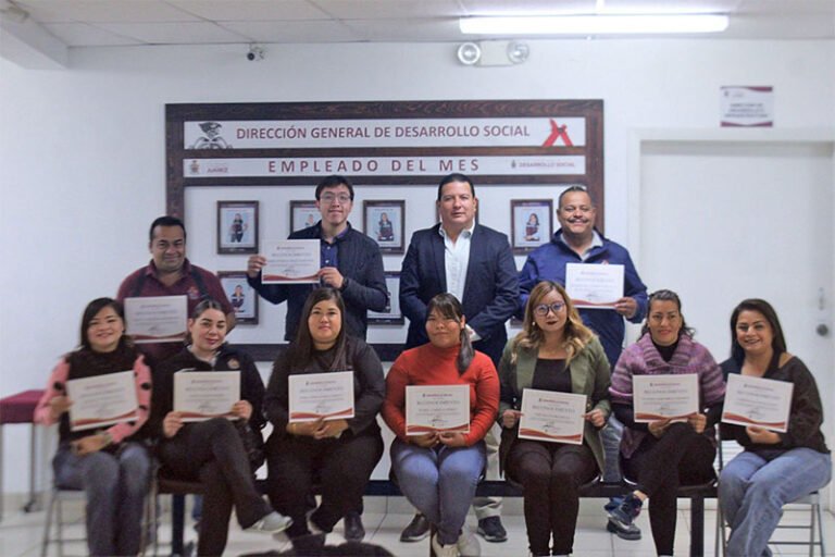 Reconoce Desarrollo Social a su personal destacado