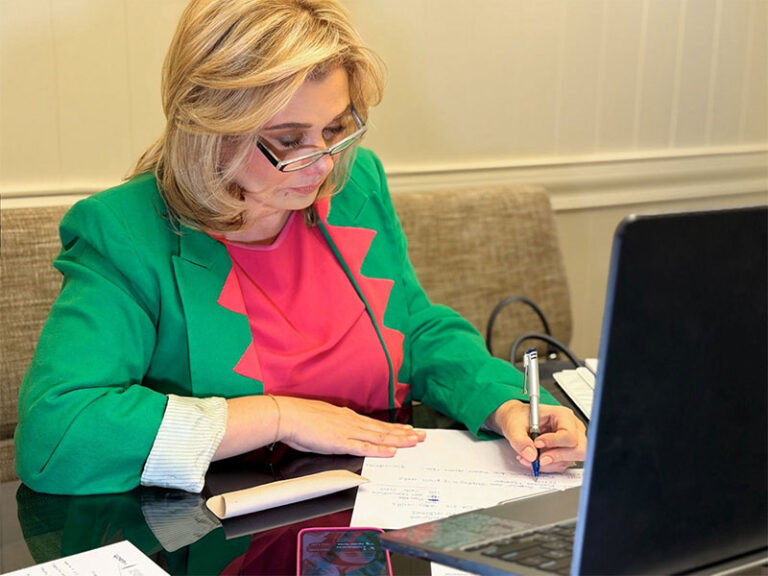 Maru Campos se suma al Compromiso nacional por la vida, la felicidad y el respeto hacia las mujeres