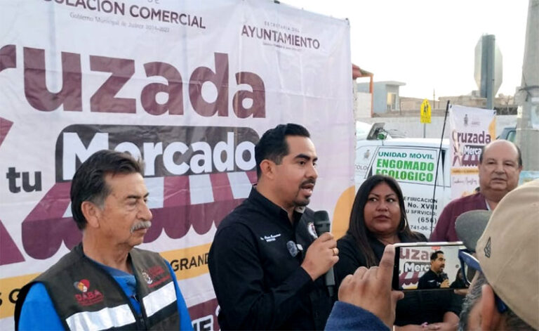 Con la Cruzada por tu Mercado limpian parque de Los Alcaldes