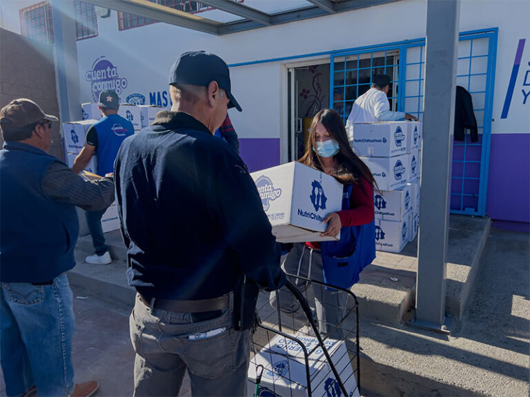 Entrega Estado apoyos del programa NutriChihuahua a 200 personas adultas mayores y con discapacidad