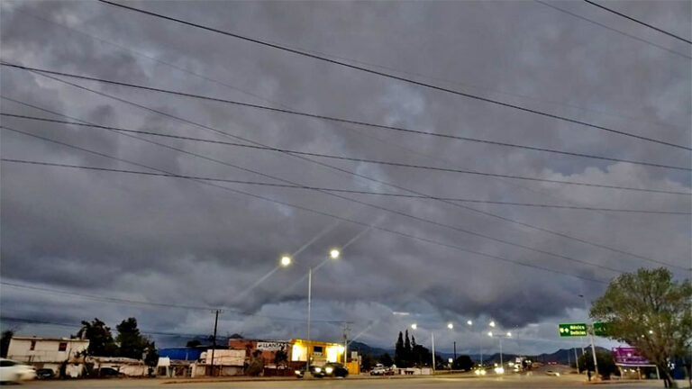 Emite Protección Civil alerta ante vientos en gran parte de la entidad y heladas en la región serrana