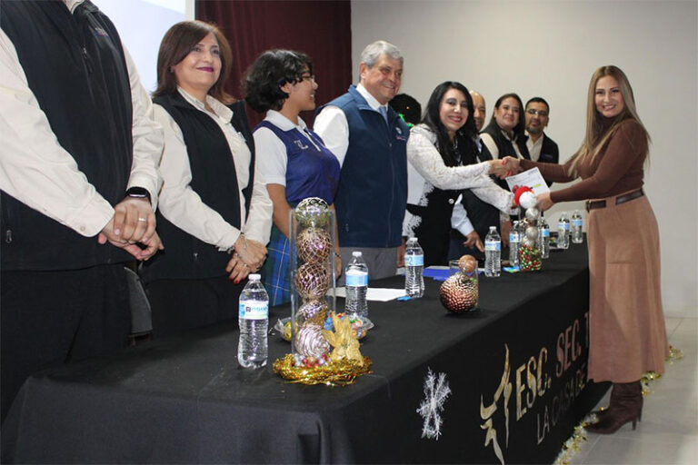 Entrega Estado vales de gas a más de 200 escuelas de Ciudad Juárez