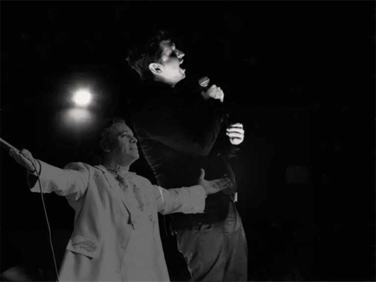 Debuta Jean Aguilera, hijo de Juan Gabriel