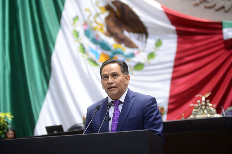 Reafirma Alejandro Pérez Cuéllar su compromiso con los productores de Chihuahua