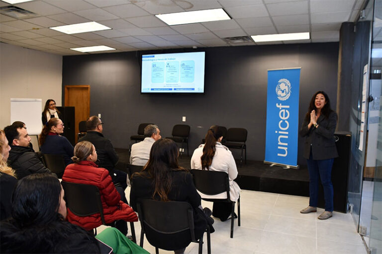 Analizan Educación y Unicef acciones para mejorar servicio de agua, saneamiento e higiene en las escuelas