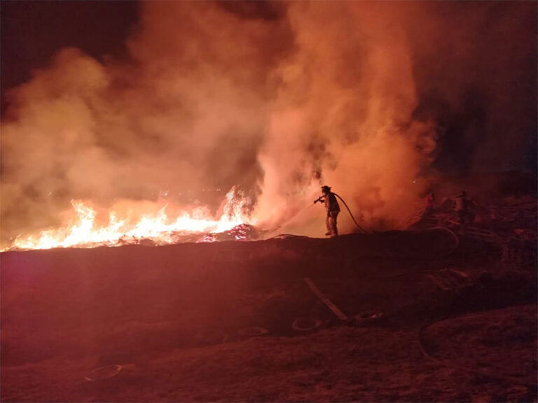 Incendio deja un lesionado y Bomberos controlan fuga en pipa con 2,000 litros de gas