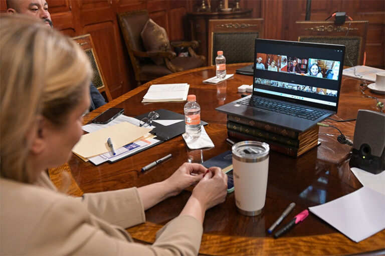 Maru Campos mantiene seguimiento a la estrategia contra el sarampión en encuentro virtual con Claudia Sheinbaum