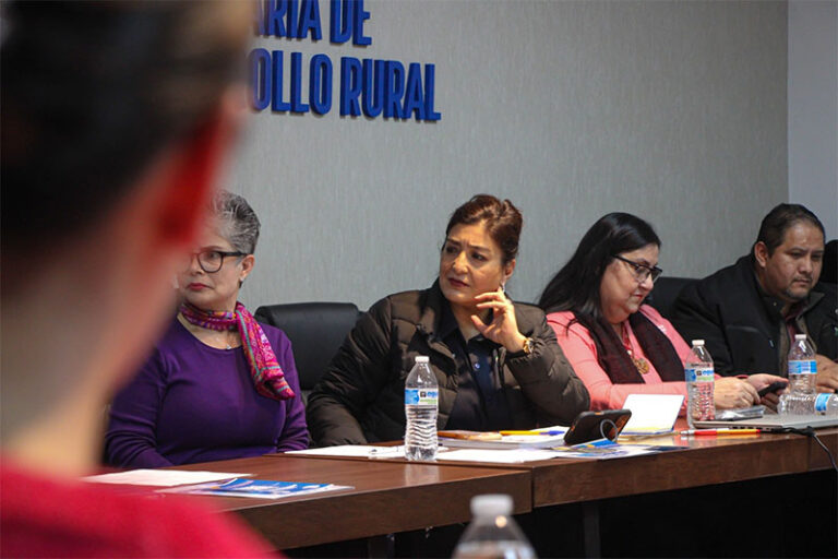 Inicia Gobierno del Estado proceso de Indicación Geográfica del vino, carne, nuez y durazno chihuahuenses