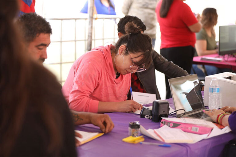 Otorgan dependencias municipales sus servicios a vecinos de la colonia Tierra y Libertad
