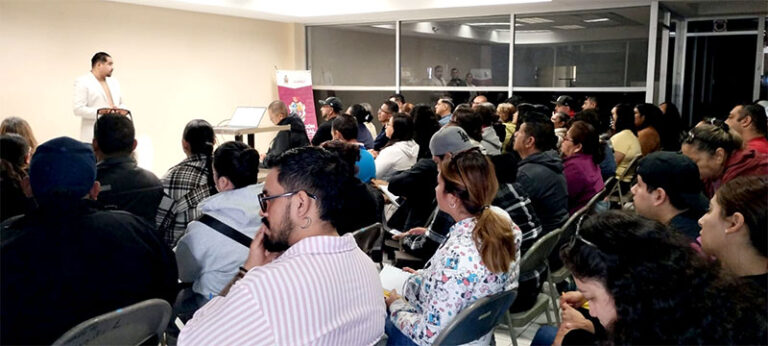 Regulación Comercial sigue capacitando a comerciantes en el Manejo Higiénico de Alimentos
