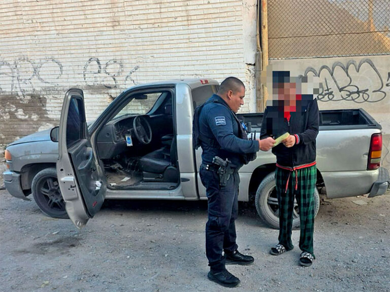 Recupera SSPM vehículo robado en la colonia Los Olmos; fue entregado a su propietario