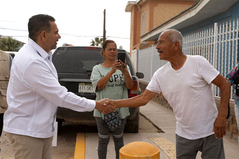 Entregan pavimentación de la calle Margaritas con el programa de Mejoramiento de Vialidades
