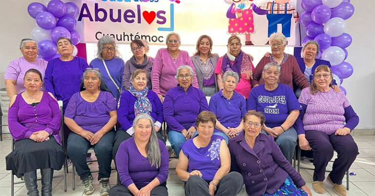 Invitan a personas adultas mayores a las Casas de los Abuelos para mejorar su calidad de vida