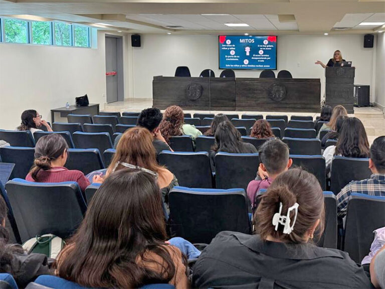 Capacita Derechos Humanos a estudiantes de la UACJ-ICSA