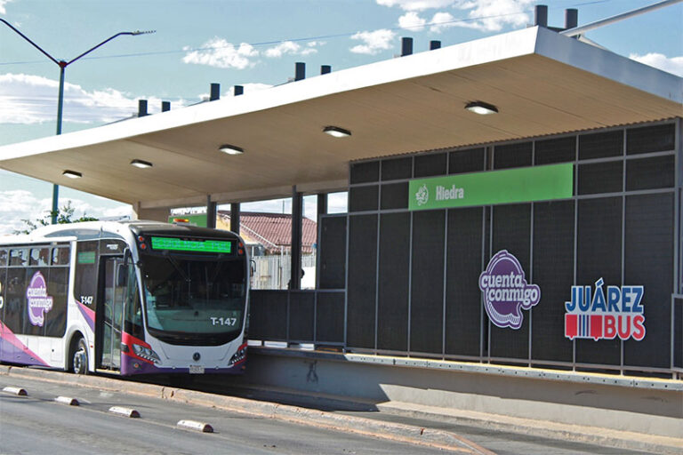 Acercan servicios de JuárezBus con CAM Móvil en estación Hiedra