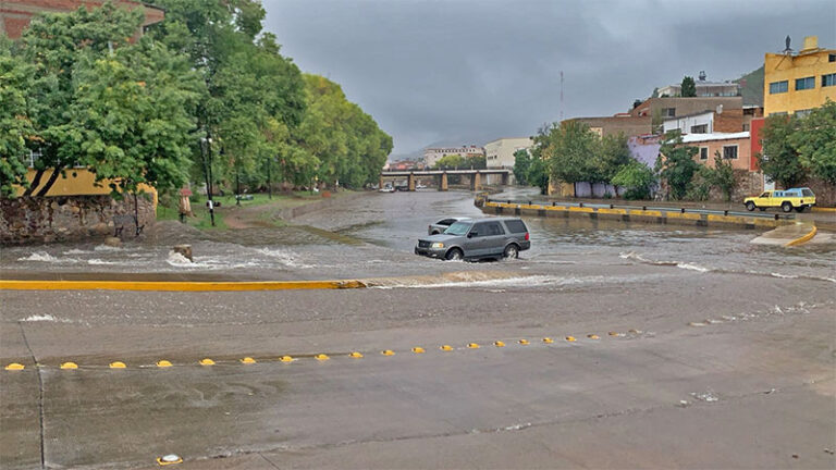 Emite Protección Civil aviso preventivo por vientos fuertes ocasionados por el frente frío 45