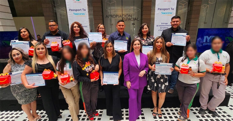 Recibe personal del Cecytech certificación internacional como facilitadores educativos  