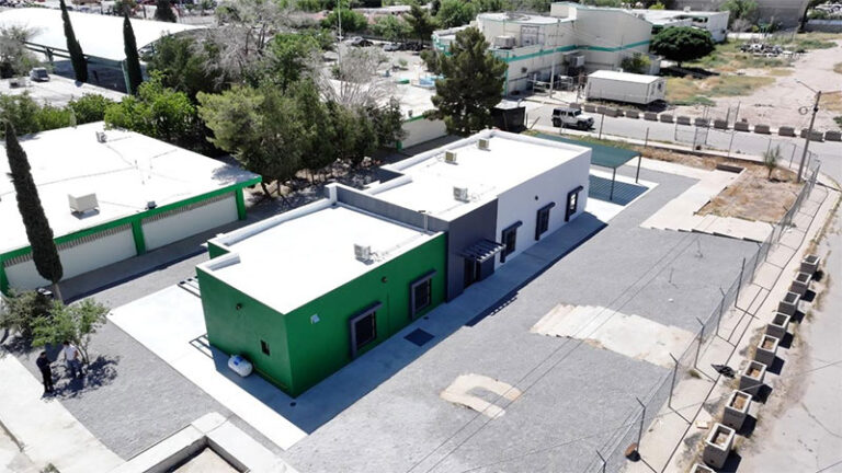 Construye Obras Públicas cafetería en el Colegio de Bachilleres 19