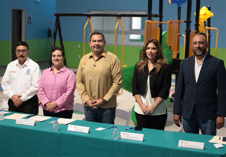 Firman Gobierno Municipal y el IMSS convenio de comodato de CECIS