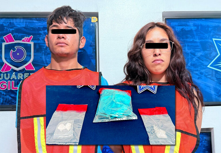 Policías Municipales detienen a pareja con cristal; serán investigados por su posible participación en doble homicidio