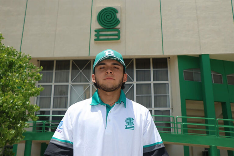 Destaca alumno del SEA Cobach como promesa del beisbol
