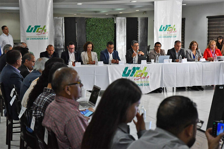 Fortalecen Chihuahua y Guanajuato lazos educativos con la estrategia de Microcredenciales