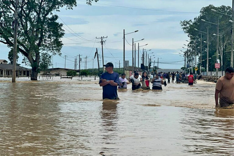 Máxima alerta en Ecuador tras avance del fenómeno de El Niño