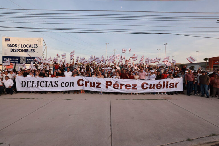 Delicias respalda a Cruz Pérez Cuéllar
