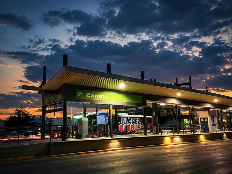 Llega CAM Móvil de JuárezBus a la estación Zapata del BRT-1