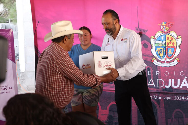 Arranca Gobierno Municipal Cruzada por la Familia con la entrega de 10 mil despensas
