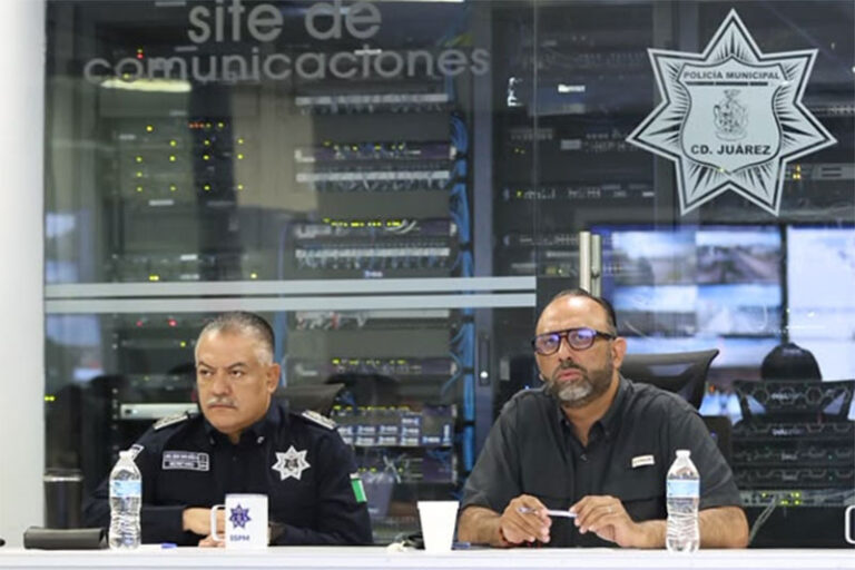 Reconocen labor de Bomberos y corporaciones tras incendio en centro de acopio