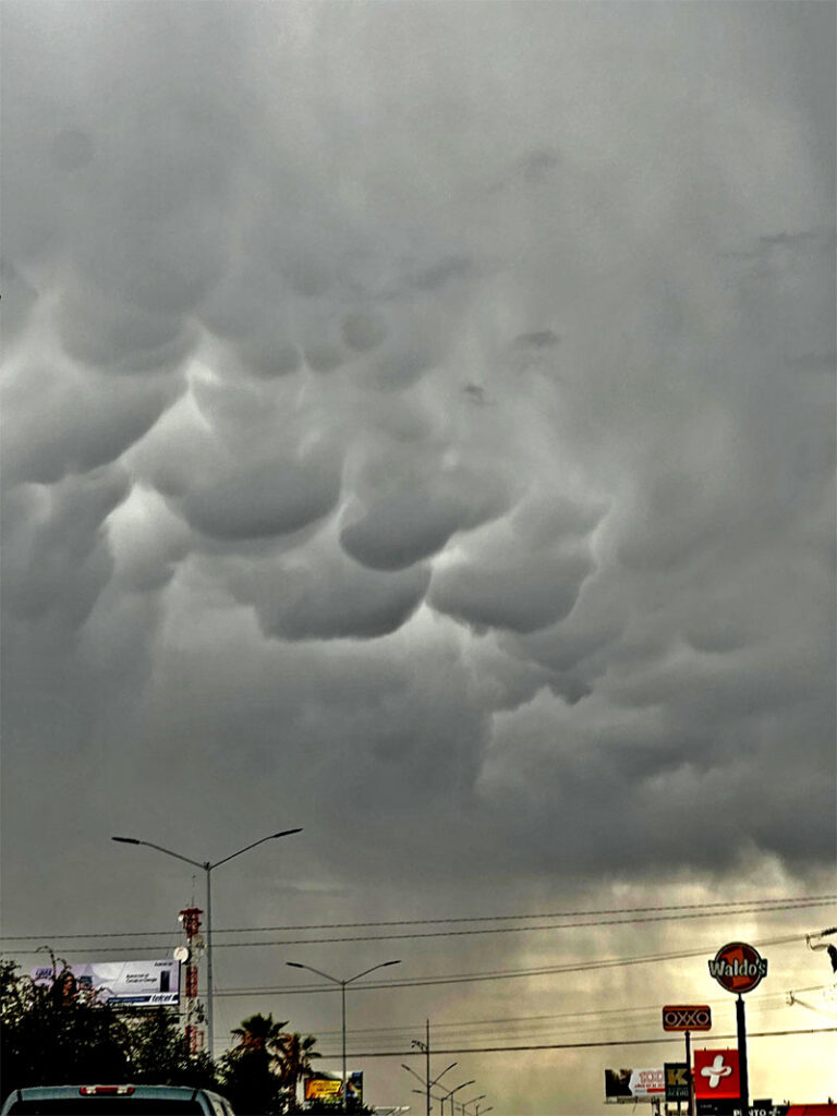 Alerta Protección Civil por lluvias fuertes y viento durante martes y miércoles