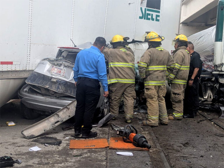Bomberos y Rescate atendieron 54 emergencias; incendio dejó dos personas con quemaduras graves