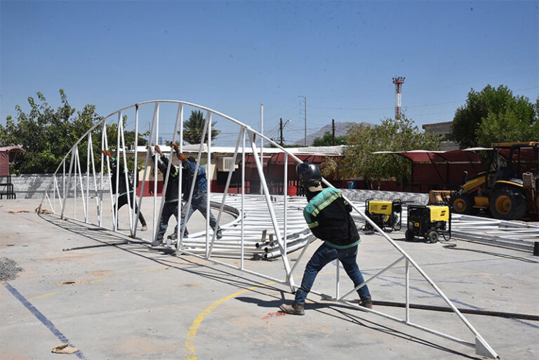Inicia Obras Públicas construcción de domo en la Escuela Primaria Carmen Serdán