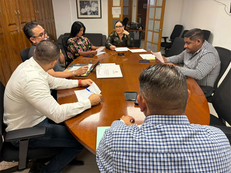 Apoya Gobierno Municipal a estudiantes y deportistas que representarán a Juárez en competencias