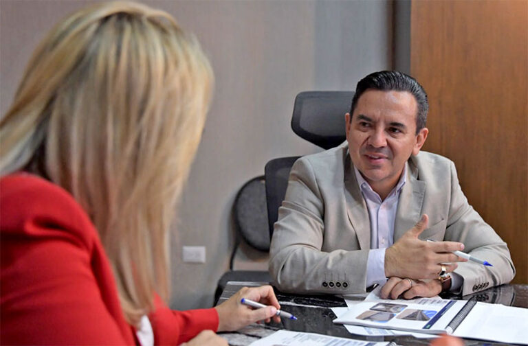 Dan seguimiento a plan de obra pública en la entidad