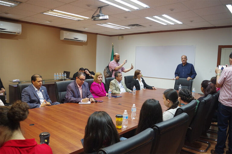 Instala Educación mesa de trabajo para garantizar transparencia en asignación de plazas docentes