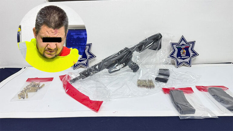 Policías Municipales detienen a sujeto tras reporte de disparos y le aseguran fusil, cargadores, municiones y camioneta