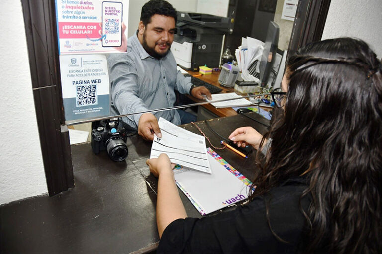 Invita Educación a aprovechar el 40 por ciento de descuento en trámite de Cédula Profesional Estatal