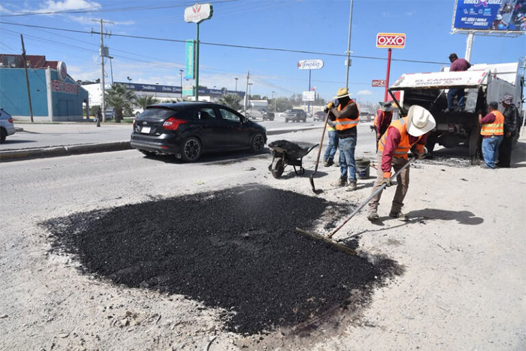 Mantiene municipio bacheo en diversos puntos de la ciudad