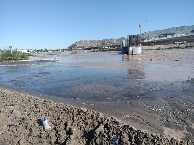 Se mantiene riesgo de acercarse al Río Bravo